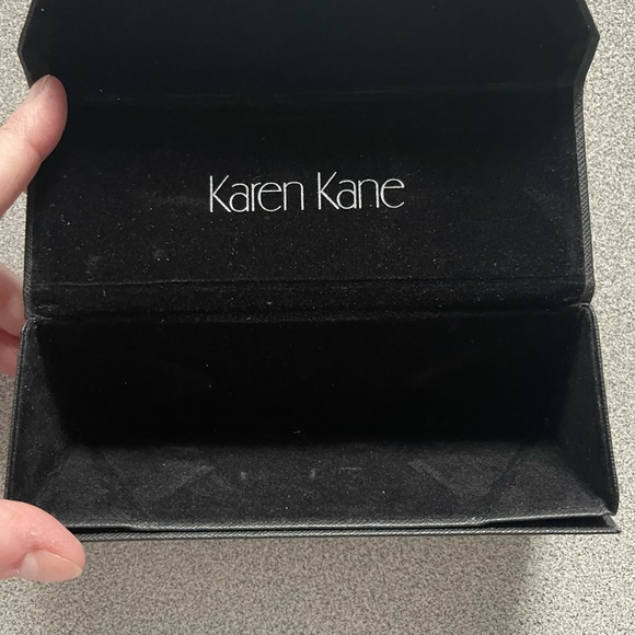 Karen Kane Black Eyeglass/Sunglass Case - Picture 5 of 8